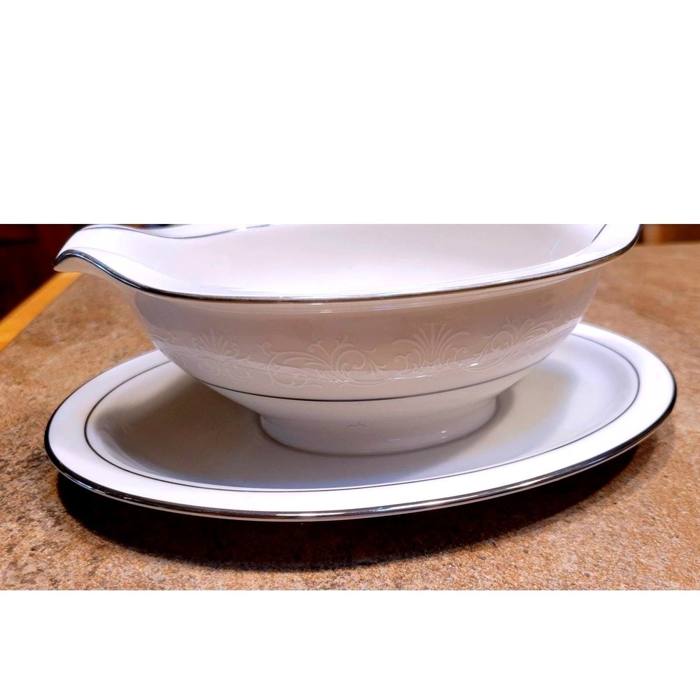 Noritake Ivory China 7550 Marseille Gravy Boat Underplate Silver Trim 7550